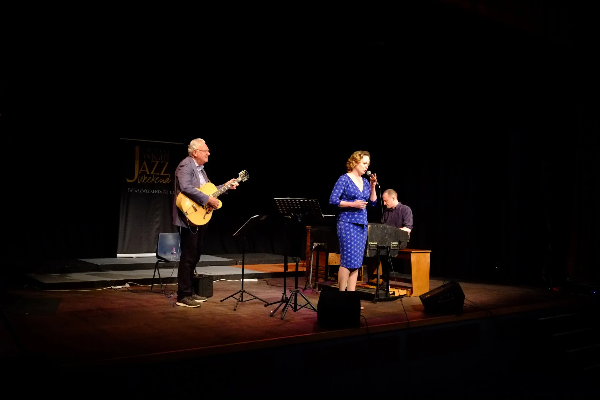 Jim Mullens and Zoe Francis Trio 2019